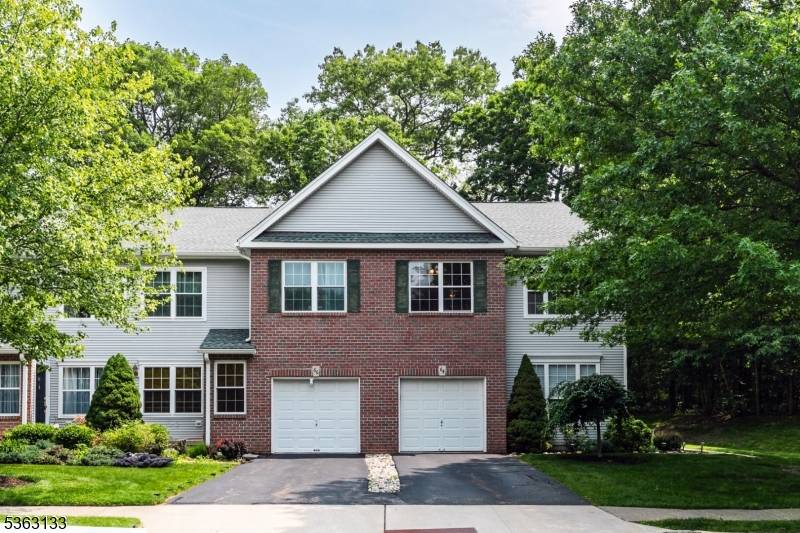 Jefferson Twp., NJ 07438,64 Pond Hollow Dr