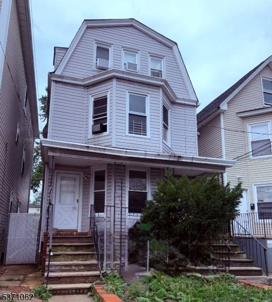 Elizabeth City, NJ 07201,1060 Bond St