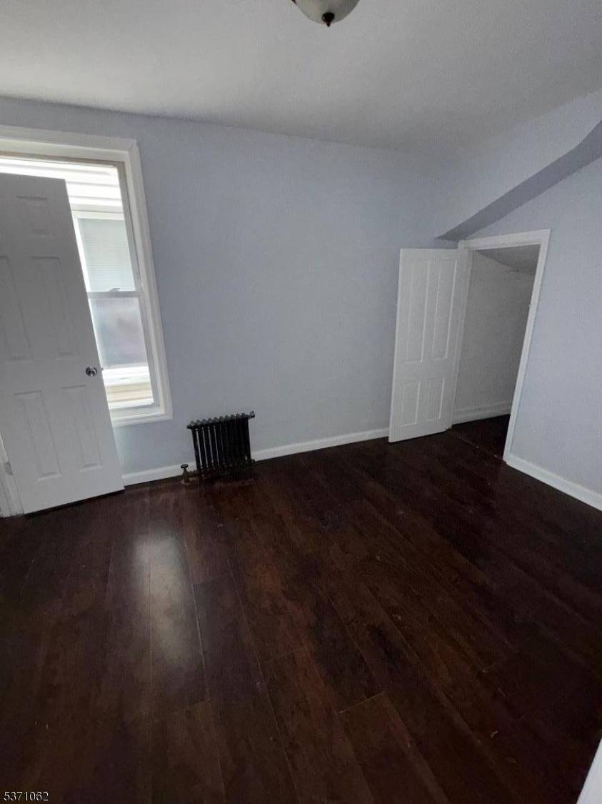 Elizabeth City, NJ 07201,1060 Bond St