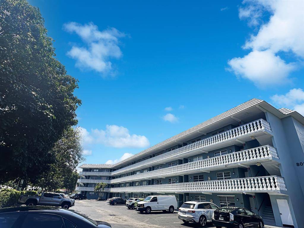 Fort Lauderdale, FL 33305,801 NE 18th Ct #105