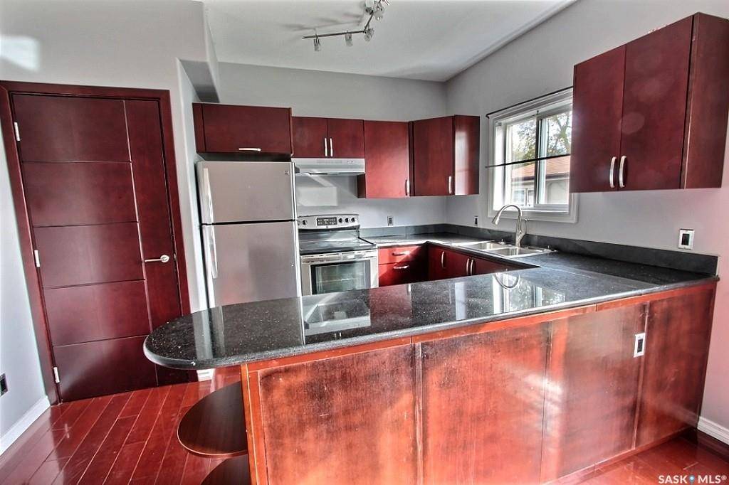 Prince Albert, SK S6V 0Y8,201 10th STREET E