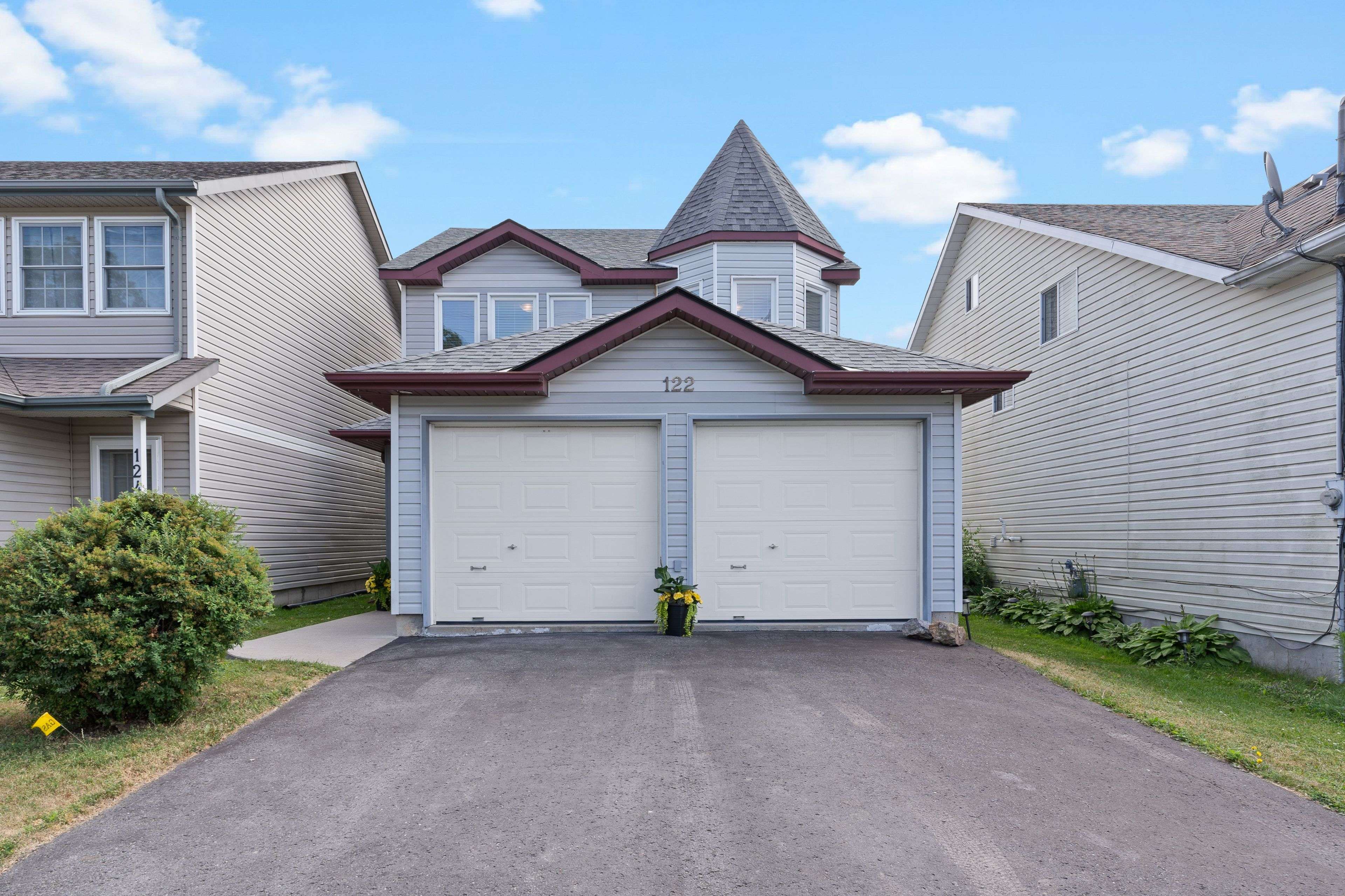 Loyalist, ON K0H 1G0,122 Sir John Johnson DR