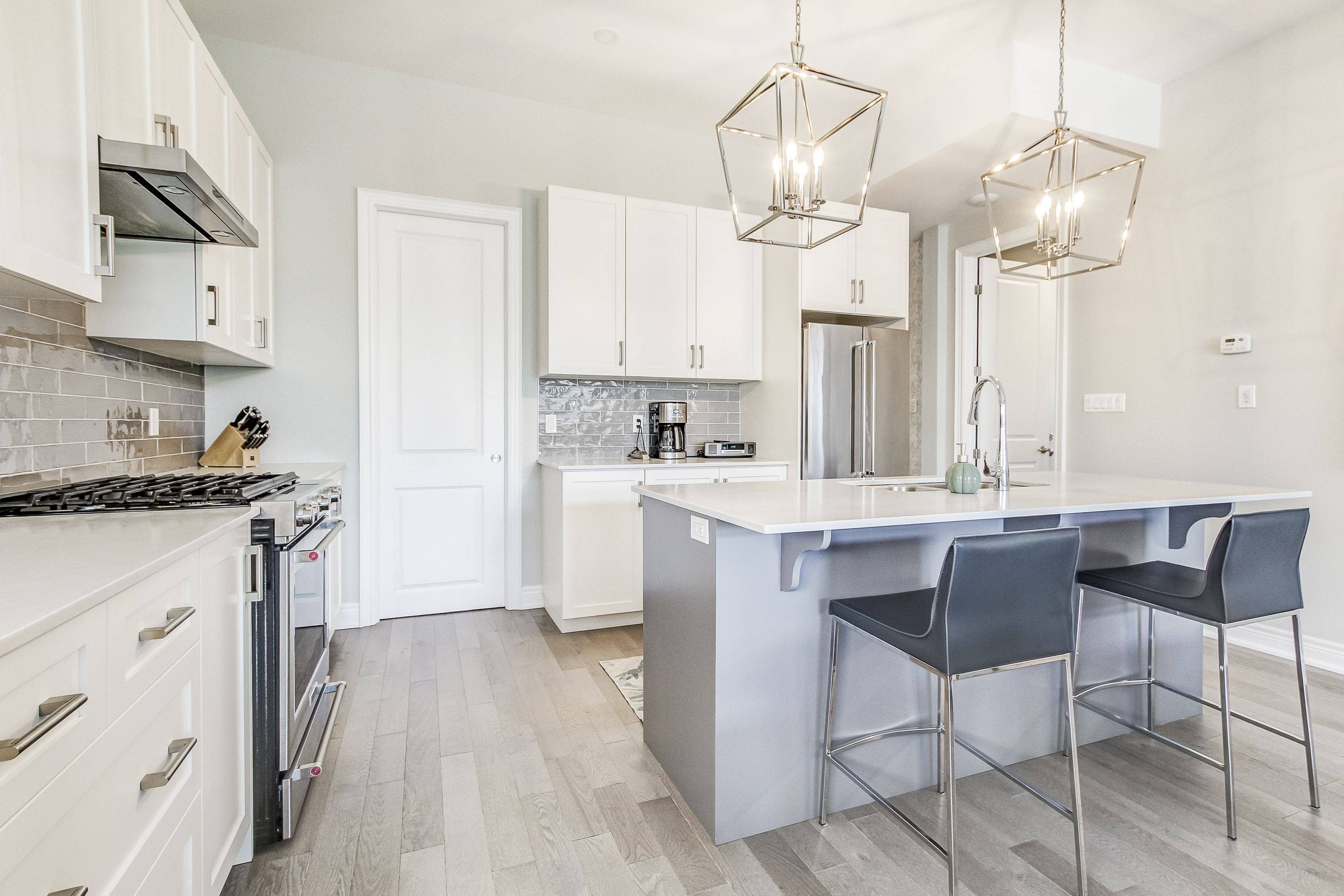 Niagara-on-the-lake, ON L0S 1T0,22 Annmarie DR