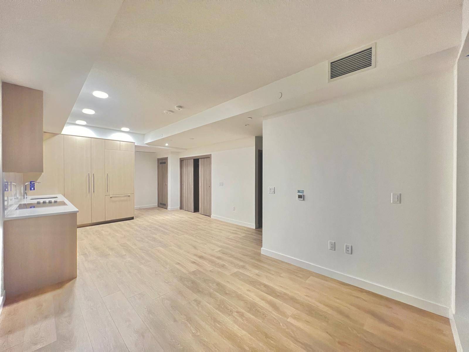 Toronto C15, ON M2K 0J2,27 Mcmahon DR #3007