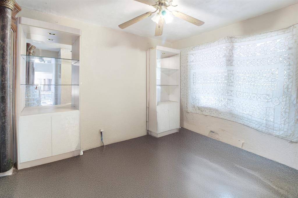North Miami, FL 33161,710 NE 139th St