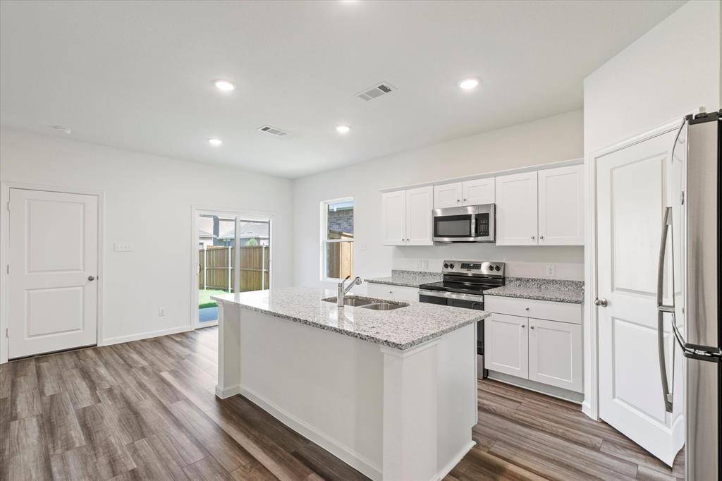 Celina, TX 75009,3300 Dillonwood Street