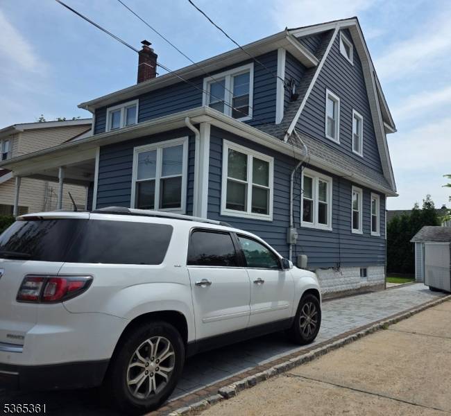 Elizabeth City, NJ 07208,309 Summit Rd