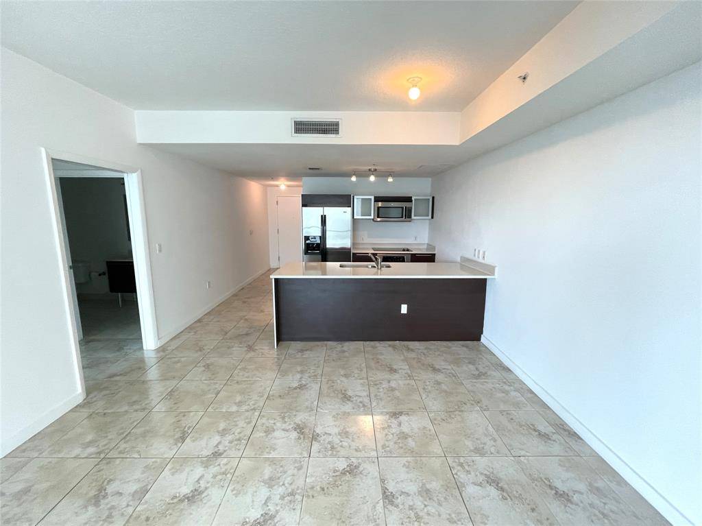 Miami, FL 33132,1900 N Bayshore Dr #1709