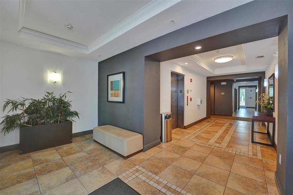 Fort Lauderdale, FL 33308,2401 NE 65th St #609