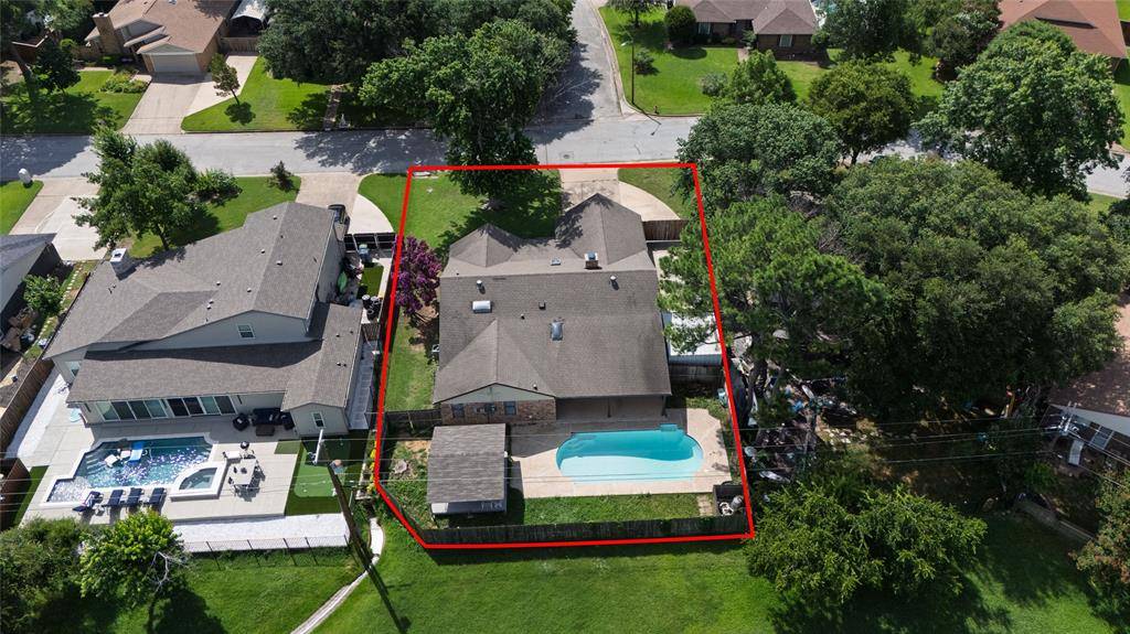 Grapevine, TX 76051,950 HUMMINGBIRD Trail
