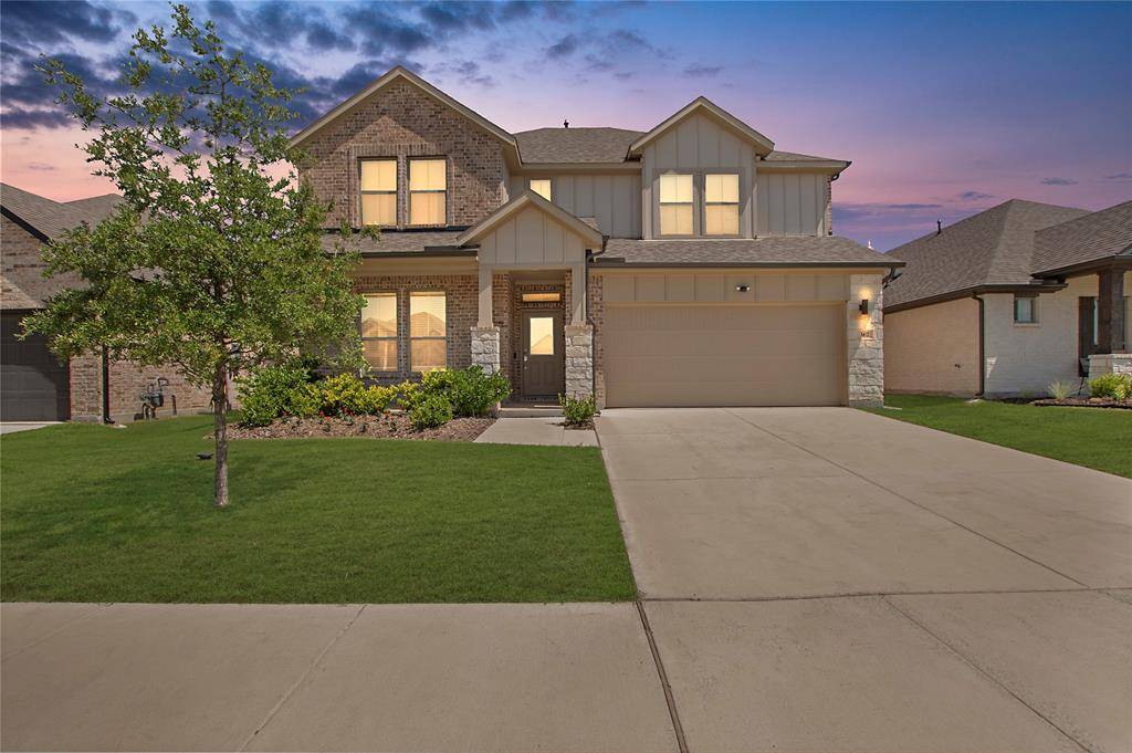 Lavon, TX 75166,367 Oak Creek Drive