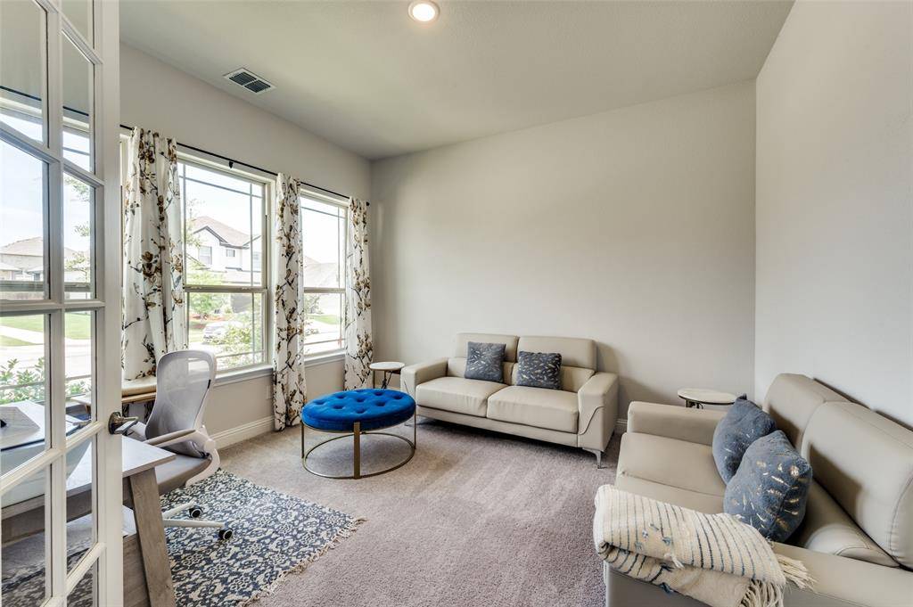 Little Elm, TX 75068,333 Foxthorne Way