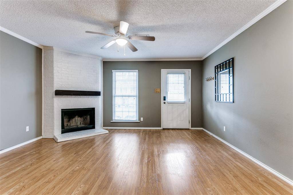 Euless, TX 76039,17 Abbey Road