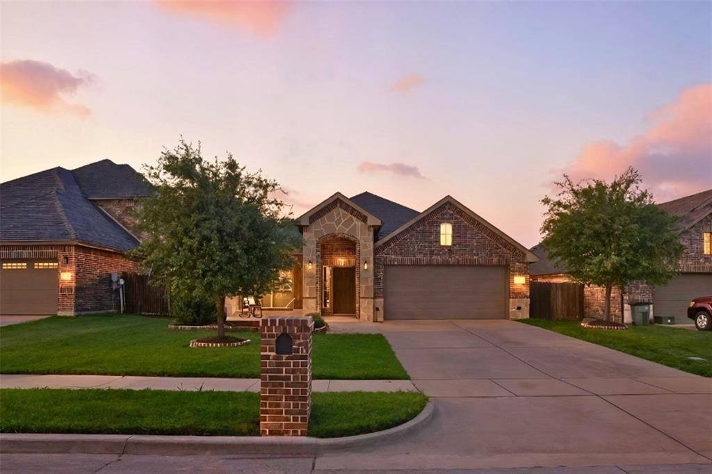 Saginaw, TX 76179,944 Cloudlock Drive