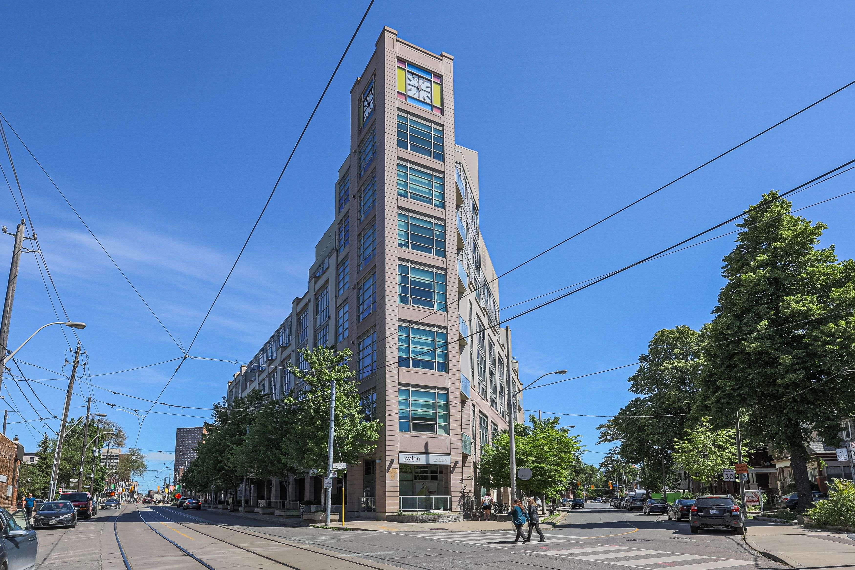 Toronto W01, ON M6R 3B9,437 Roncesvalles AVE #209
