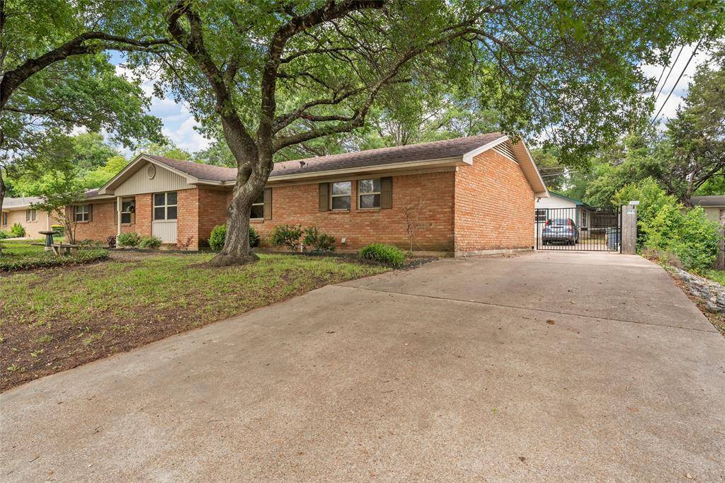 Woodway, TX 76712,600 Wooded Crest