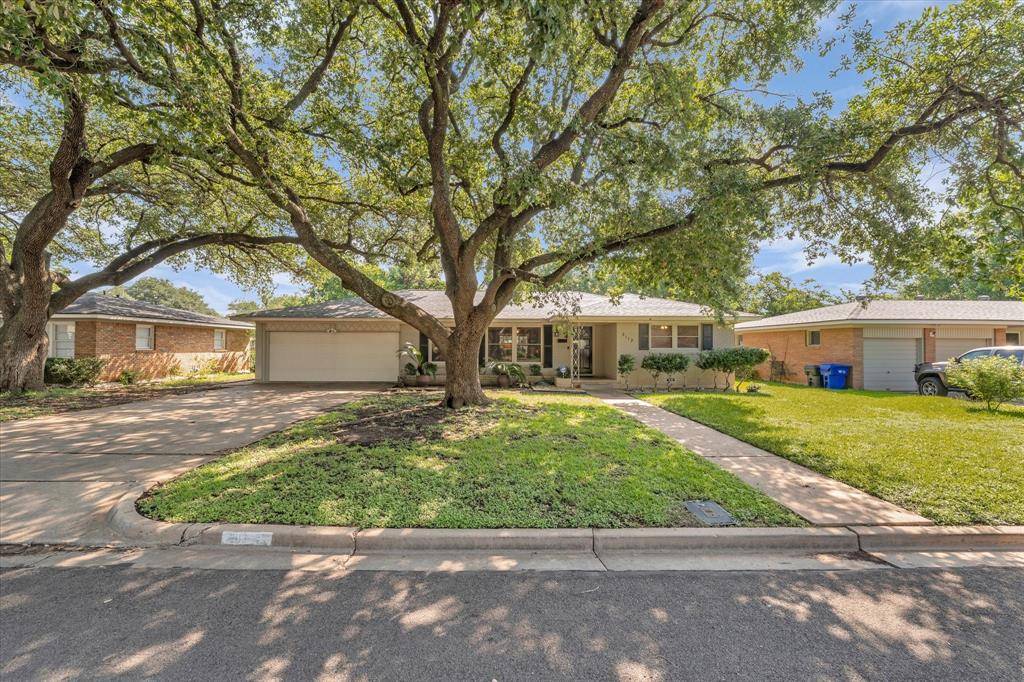 Waco, TX 76710,2113 Trinity Drive