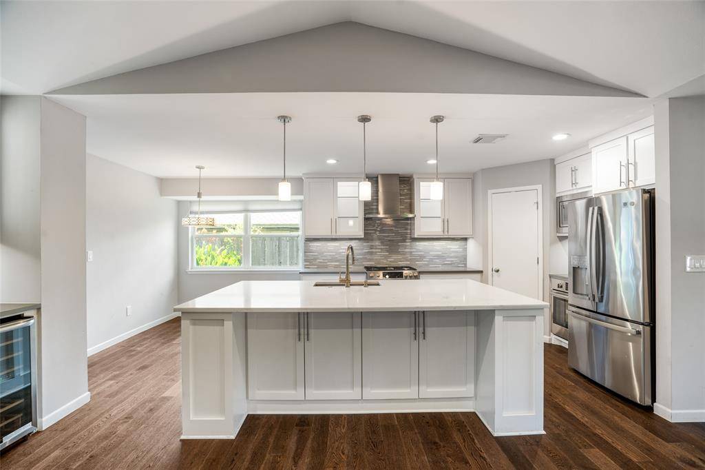 Dallas, TX 75244,4132 Candlenut Lane