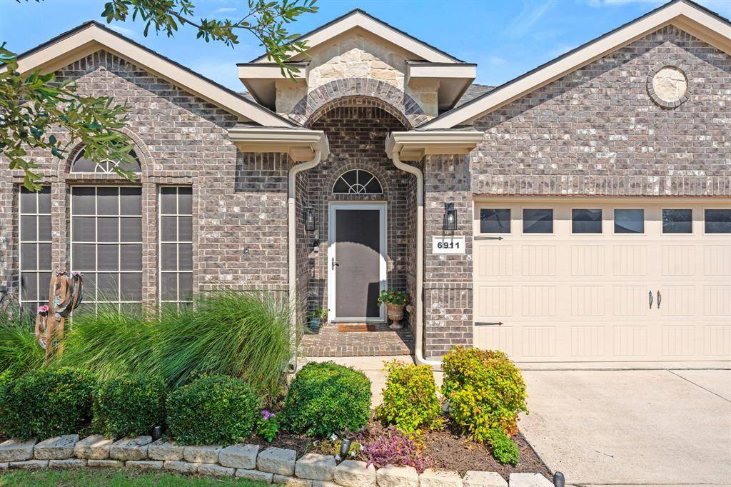 Arlington, TX 76001,6911 Muirfield Drive