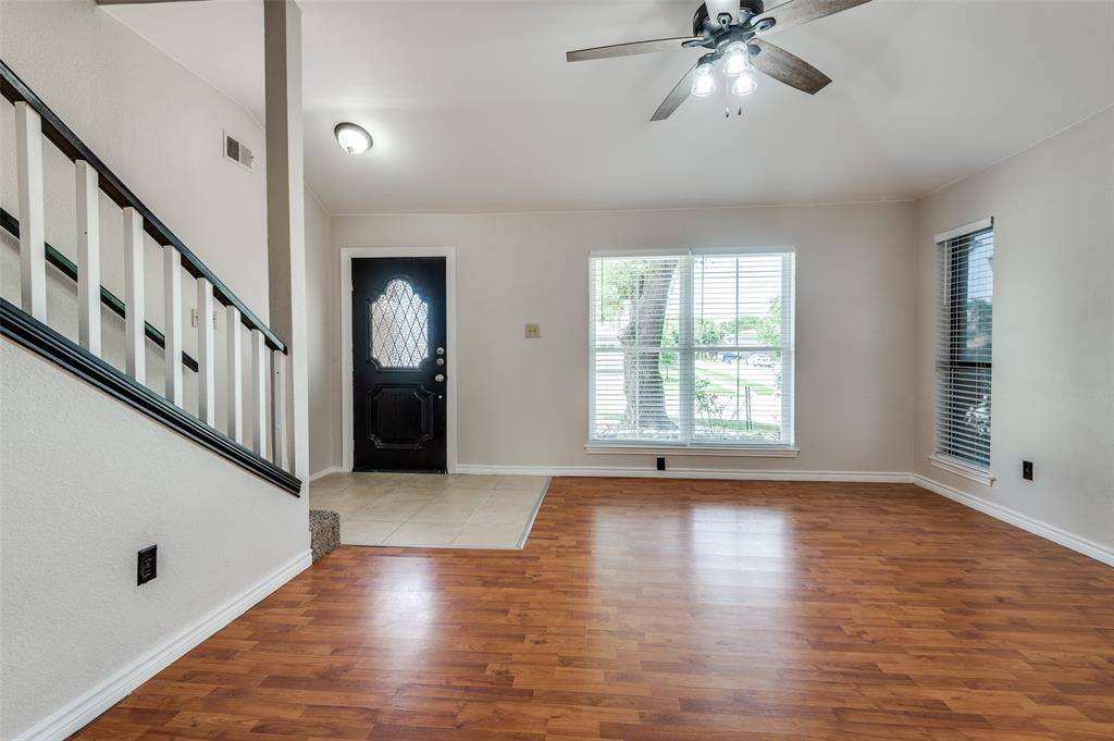 Grapevine, TX 76051,1453 Thistlewood Lane