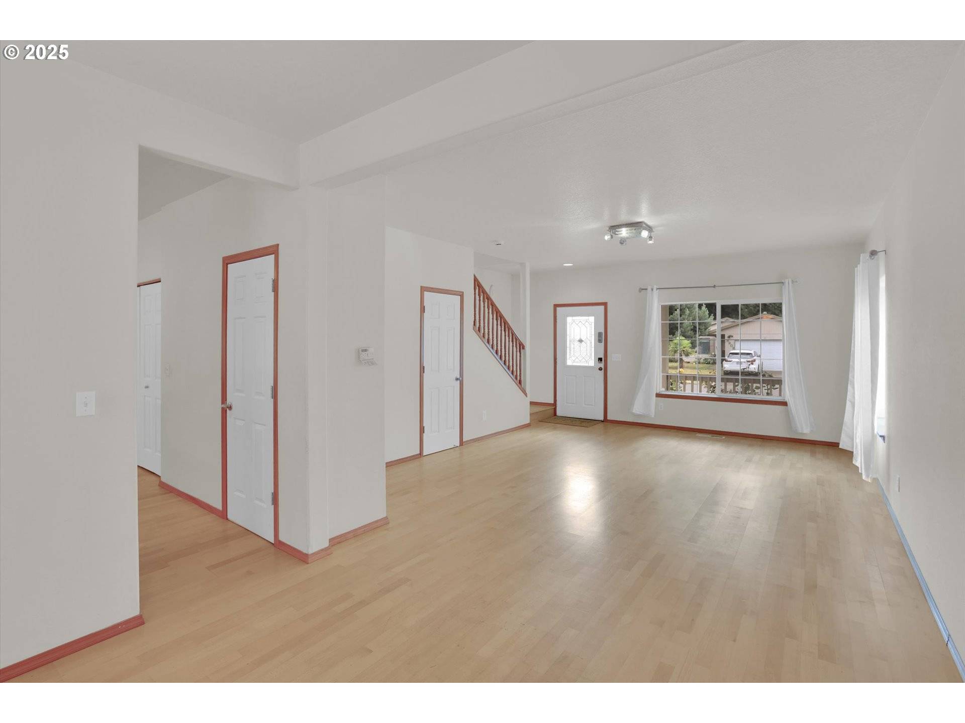 Portland, OR 97220,8605 NE MILTON ST