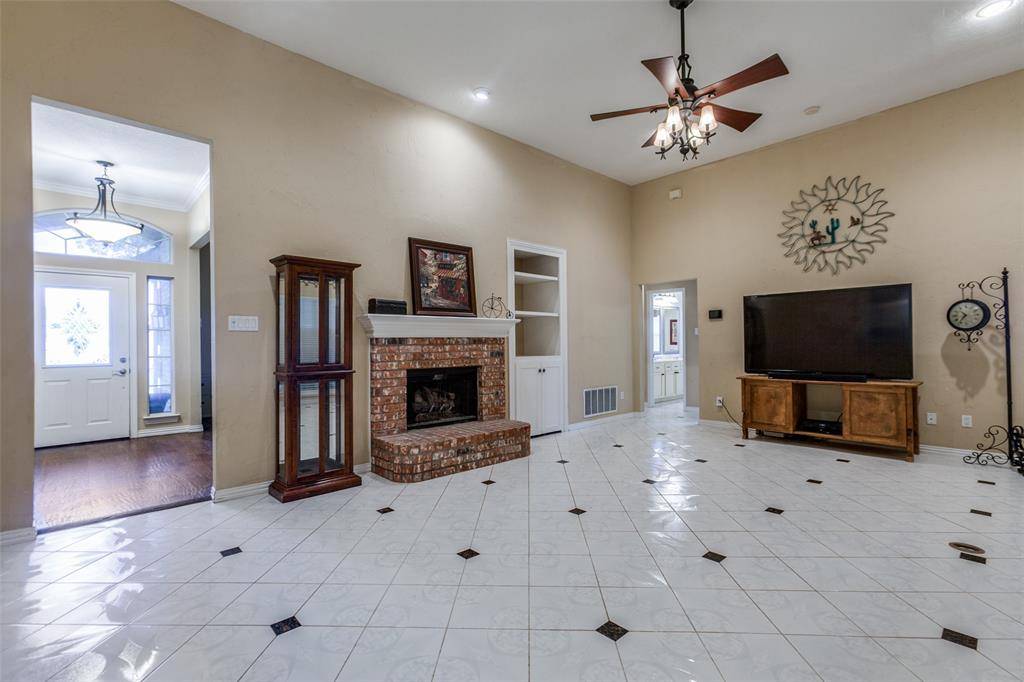 Rowlett, TX 75089,2710 Roughleaf Lane