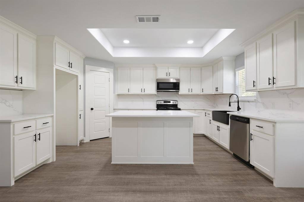 Balch Springs, TX 75180,2737 Jills Drive
