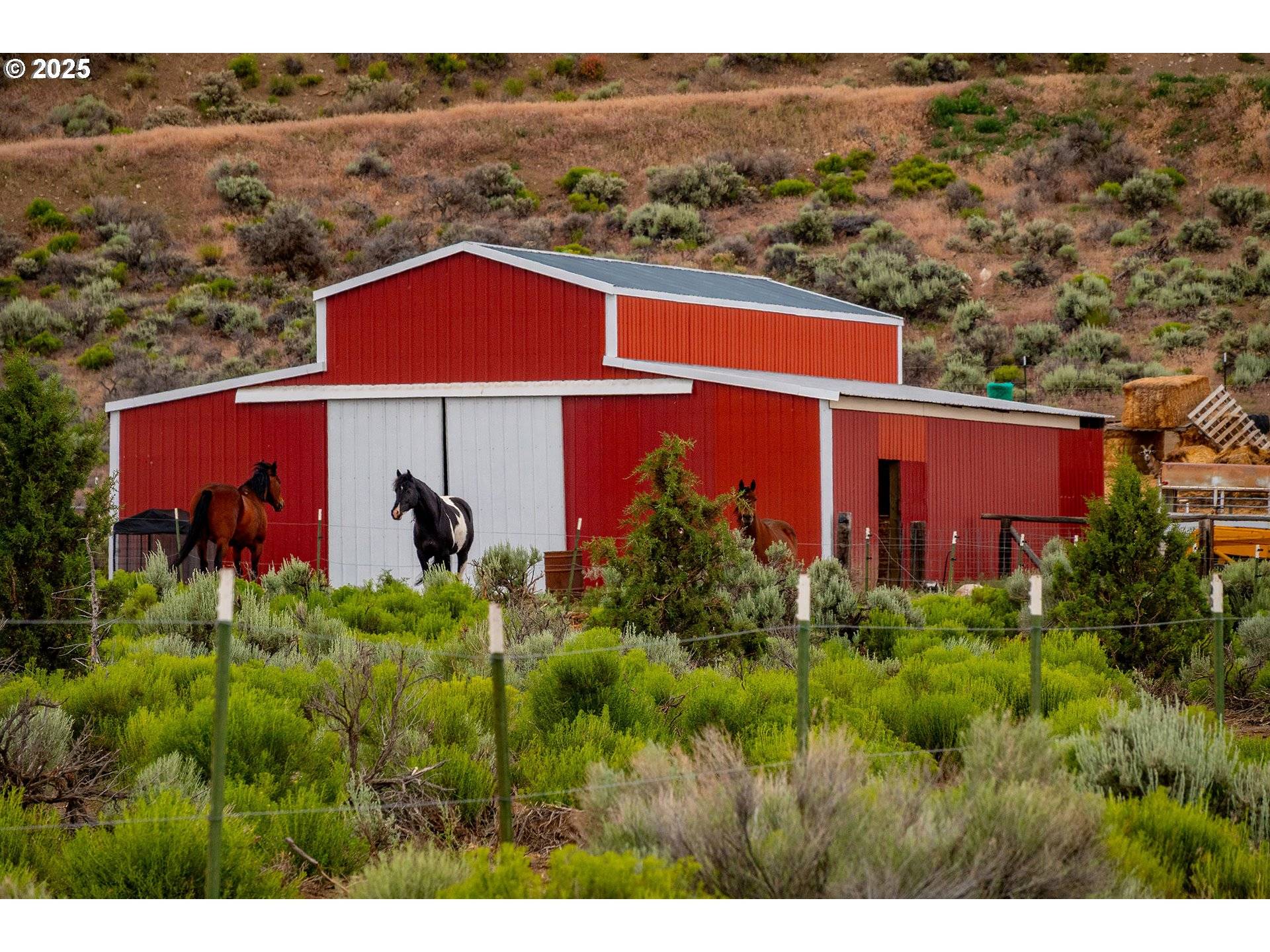 Christmas Valley, OR 97641,82678 SHOTGUN PASS LN