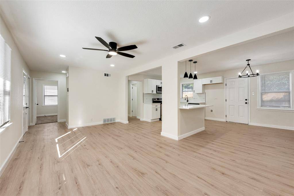 Arlington, TX 76010,1628 Florence Street