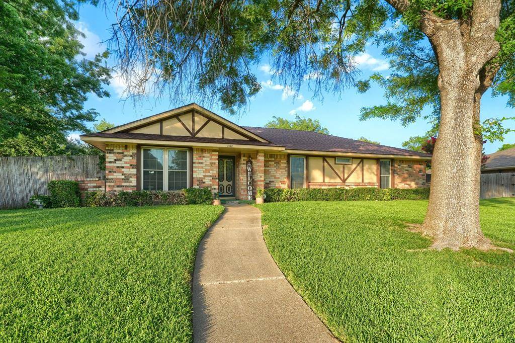 Desoto, TX 75115,1048 Sherod Drive