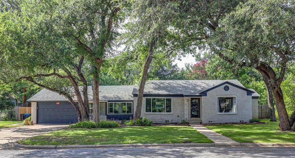 Fort Worth, TX 76111,2107 Cardinal Lane