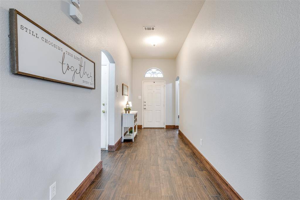 Fort Worth, TX 76052,661 Mistymoor Lane