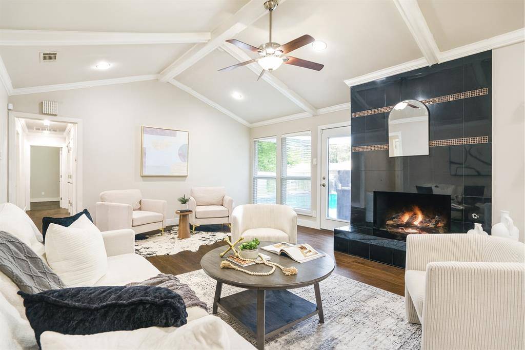 Carrollton, TX 75007,1938 Kensington Drive