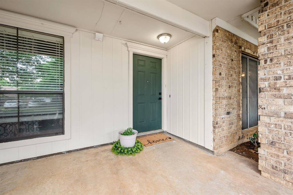 Euless, TX 76039,2911 Post Oak Drive