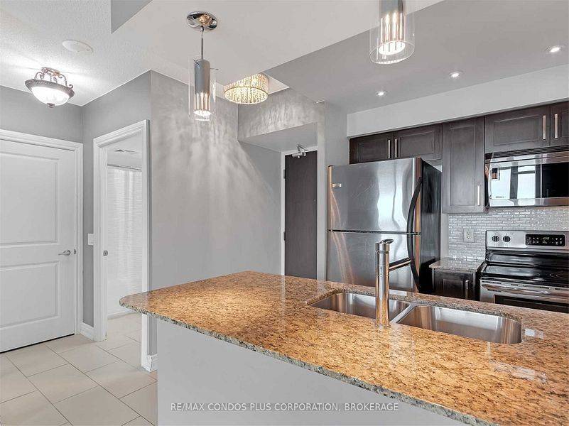 Toronto W08, ON M9C 0A3,225 Sherway Gardens RD #2604