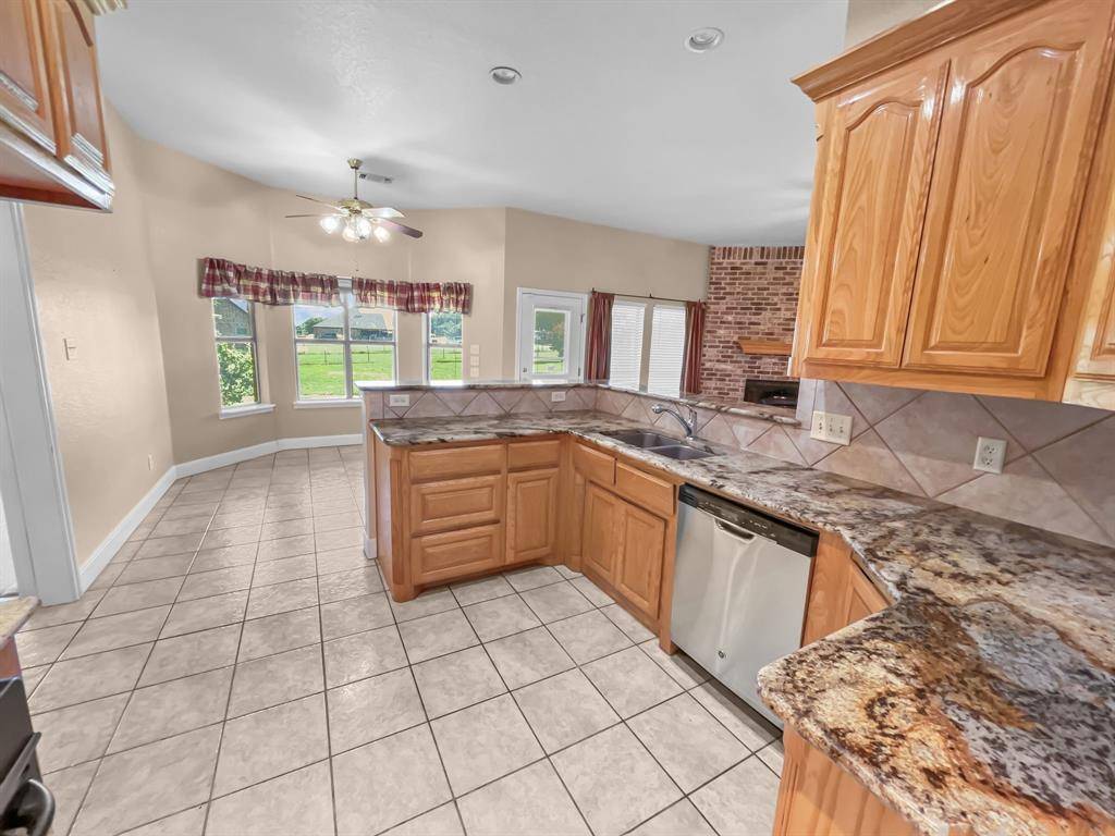 Paradise, TX 76073,115 County Road 3383
