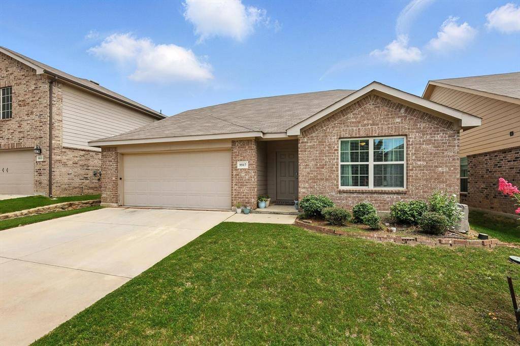 Denton, TX 76208,5517 Las Lomas Lane