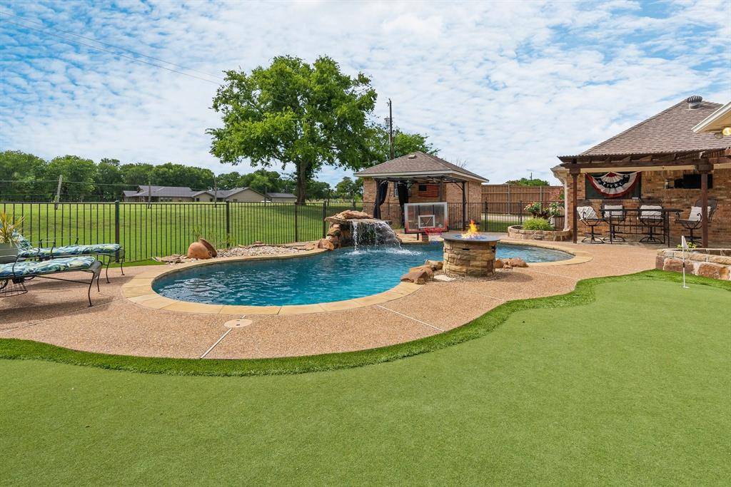 Mckinney, TX 75071,206 Covey Lane