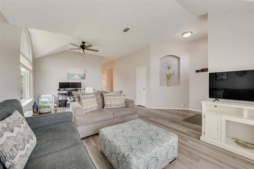 Denton, TX 76210,2801 Crater Lake Lane