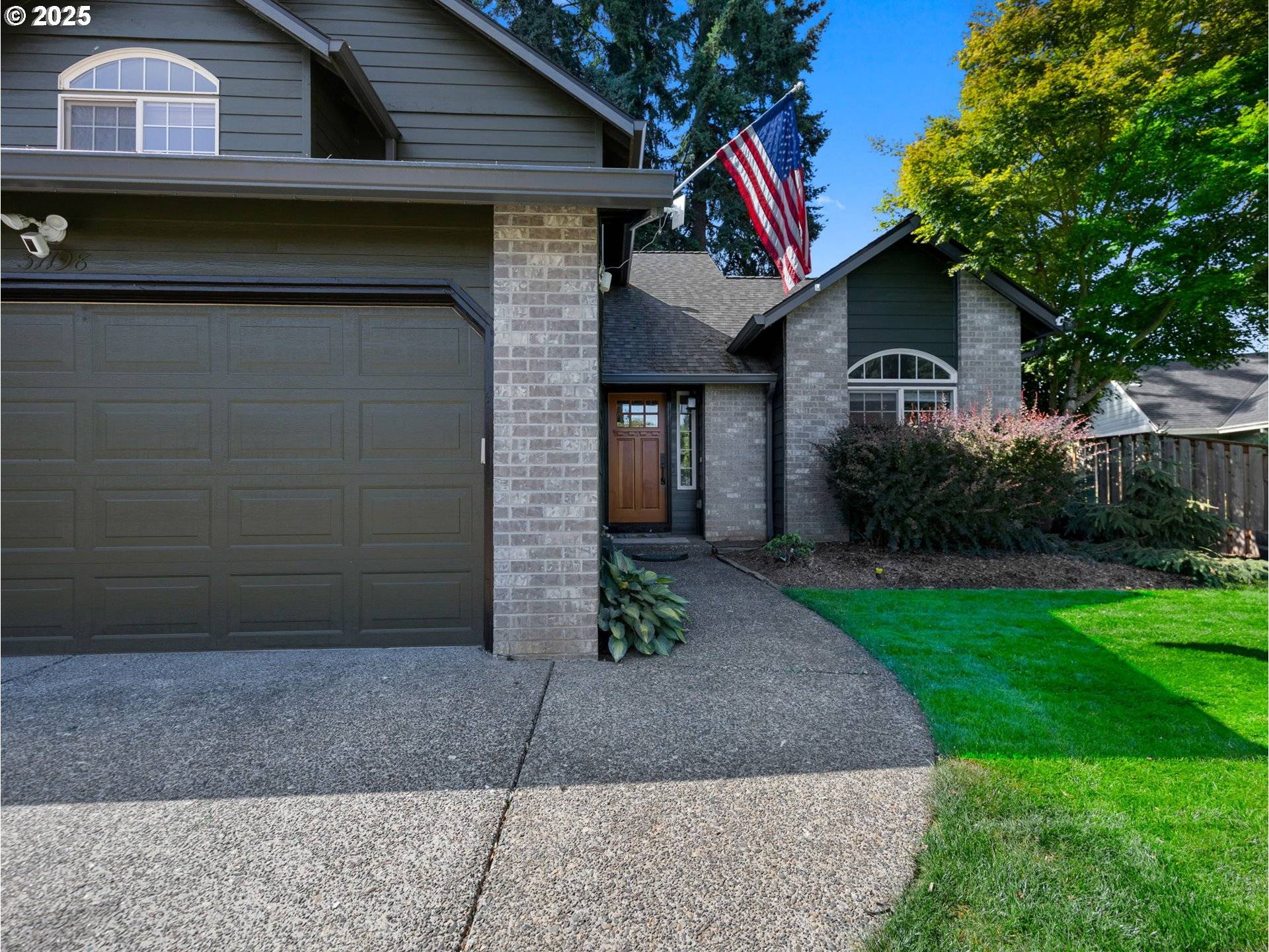 Sandy, OR 97055,37198 RACHAEL DR