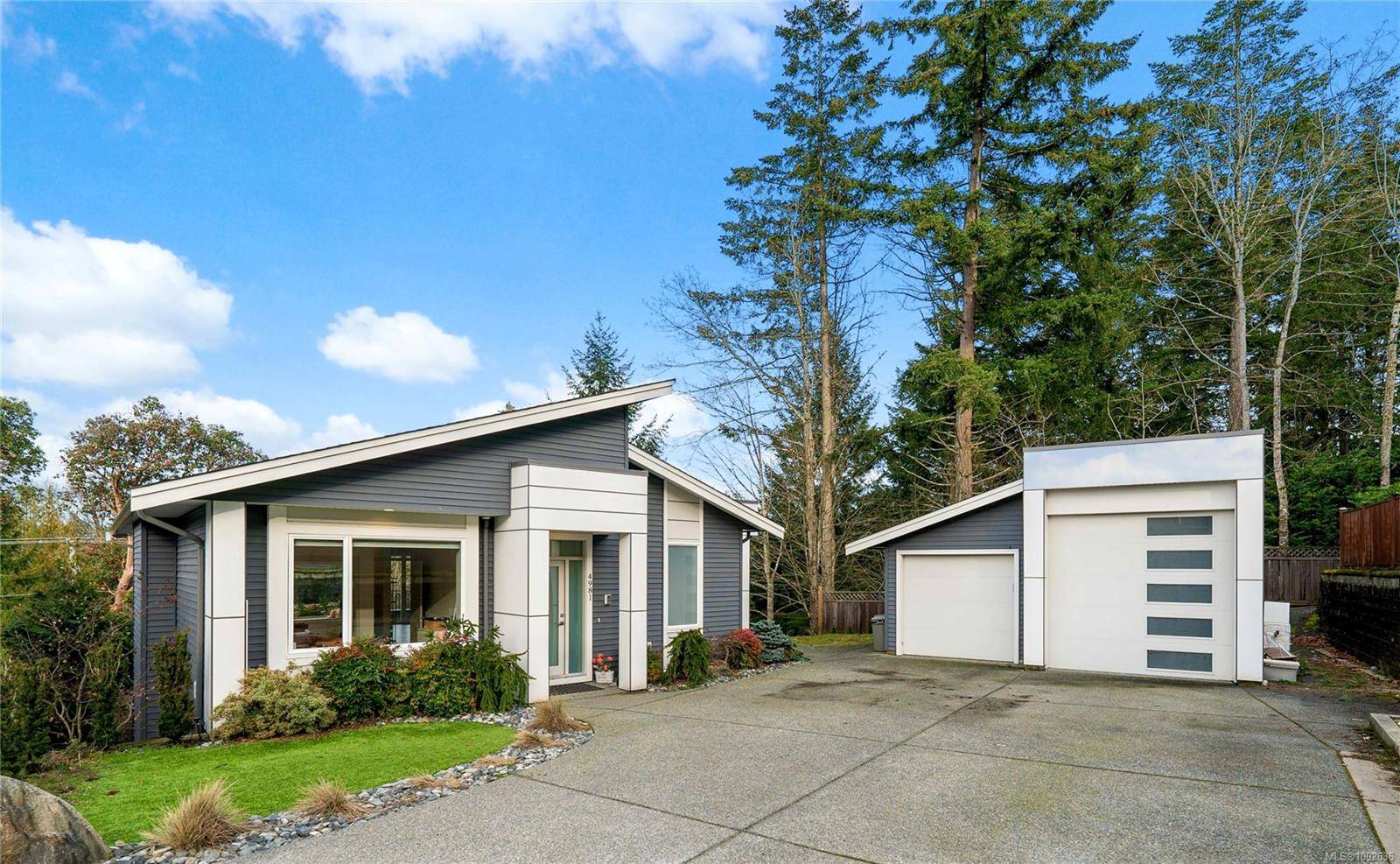 Nanaimo, BC V9T 0J2,4981 Dunn Pl