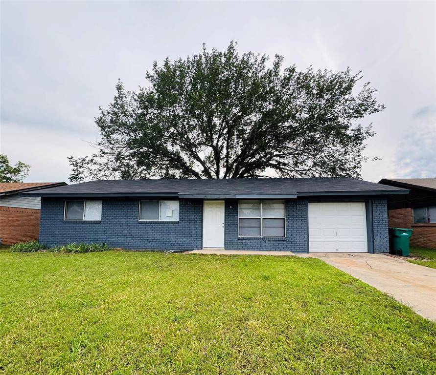 Lacy Lakeview, TX 76705,140 Shirley Drive