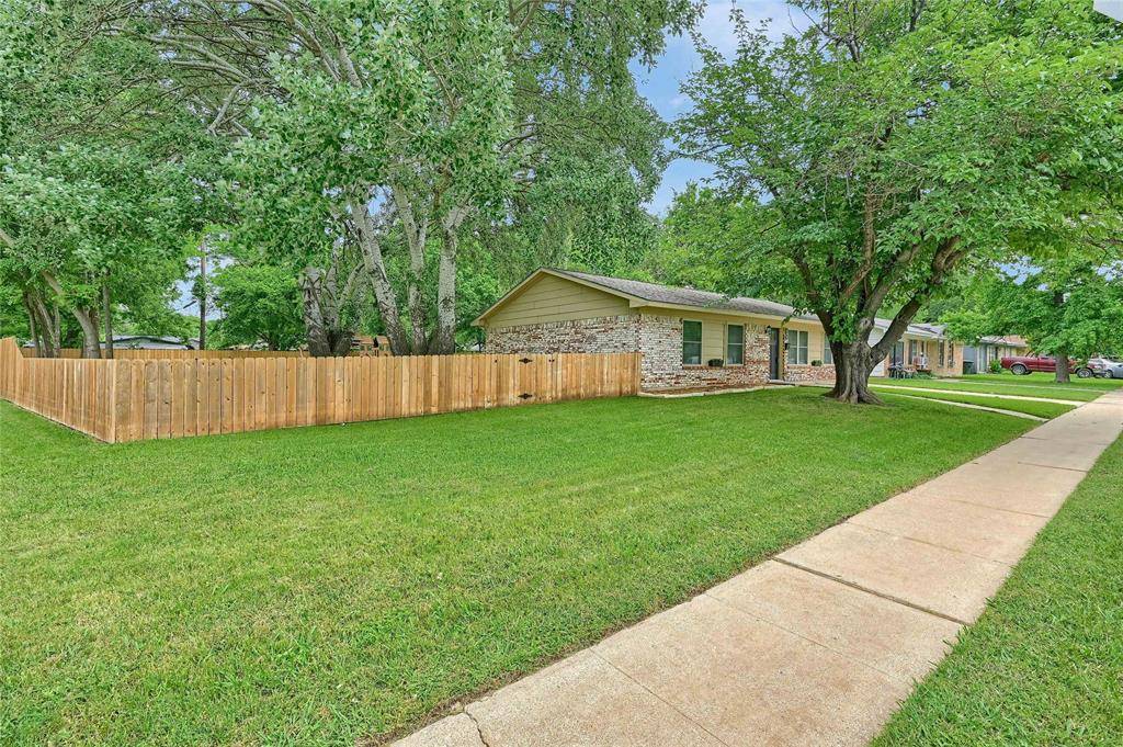 Sherman, TX 75090,609 E Martin Lane