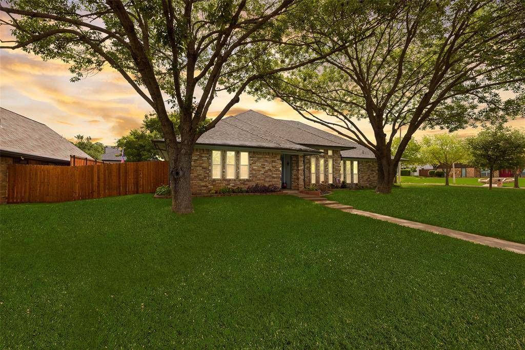 Trophy Club, TX 76262,2 Lee Court