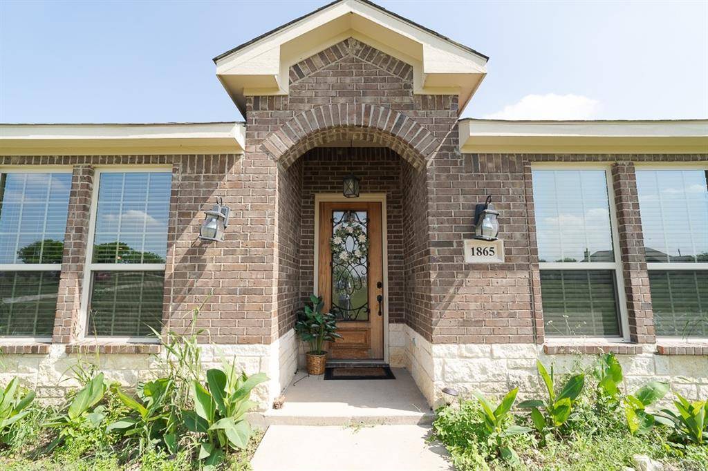 Waxahachie, TX 75167,1865 Rough Creek Road
