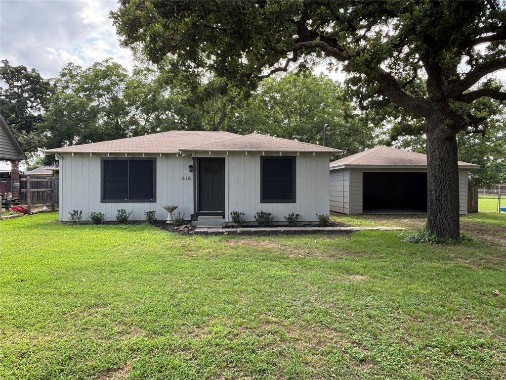 Aubrey, TX 76227,618 Brockett Street