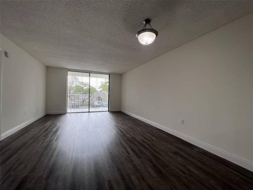 Hialeah, FL 33015,18335 NW 68 Ave #245-602