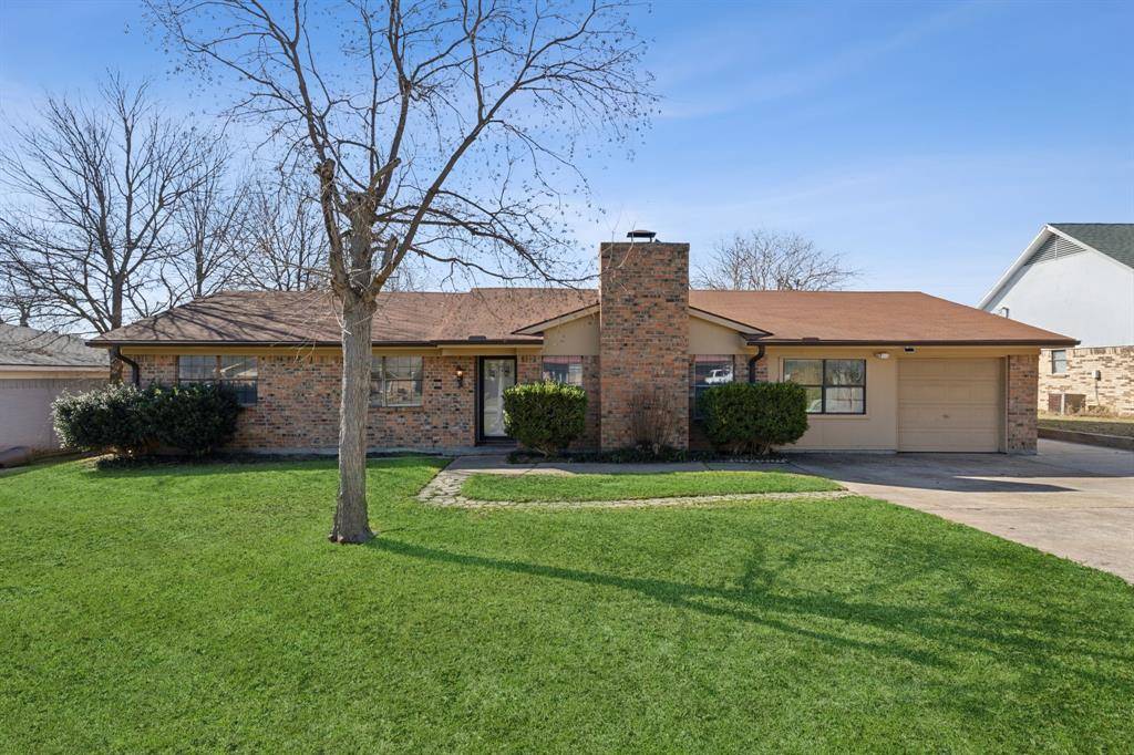 Benbrook, TX 76126,212 Childers Avenue