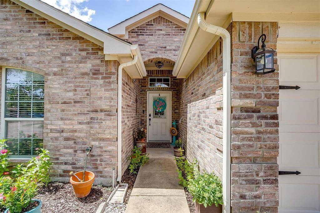 Azle, TX 76020,600 Clearbrook Street
