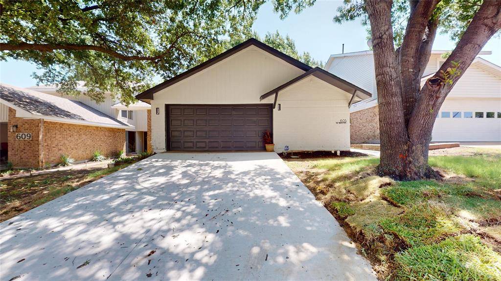 Mesquite, TX 75150,605 Via Miramonte